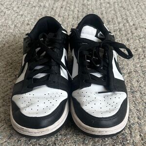 Nike Panda Dunks